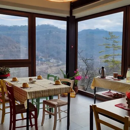 La Botalla Farm stay Lisio